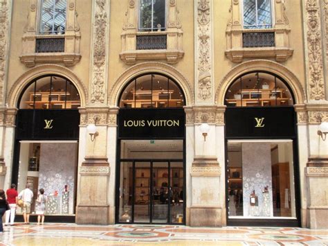 louis vuitton outlet italien|lv italy official website.